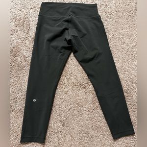 Lululemon, EUC, wunder train, size 14
